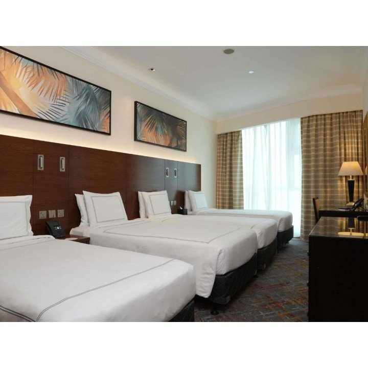 Classic Quadruple Room with City View